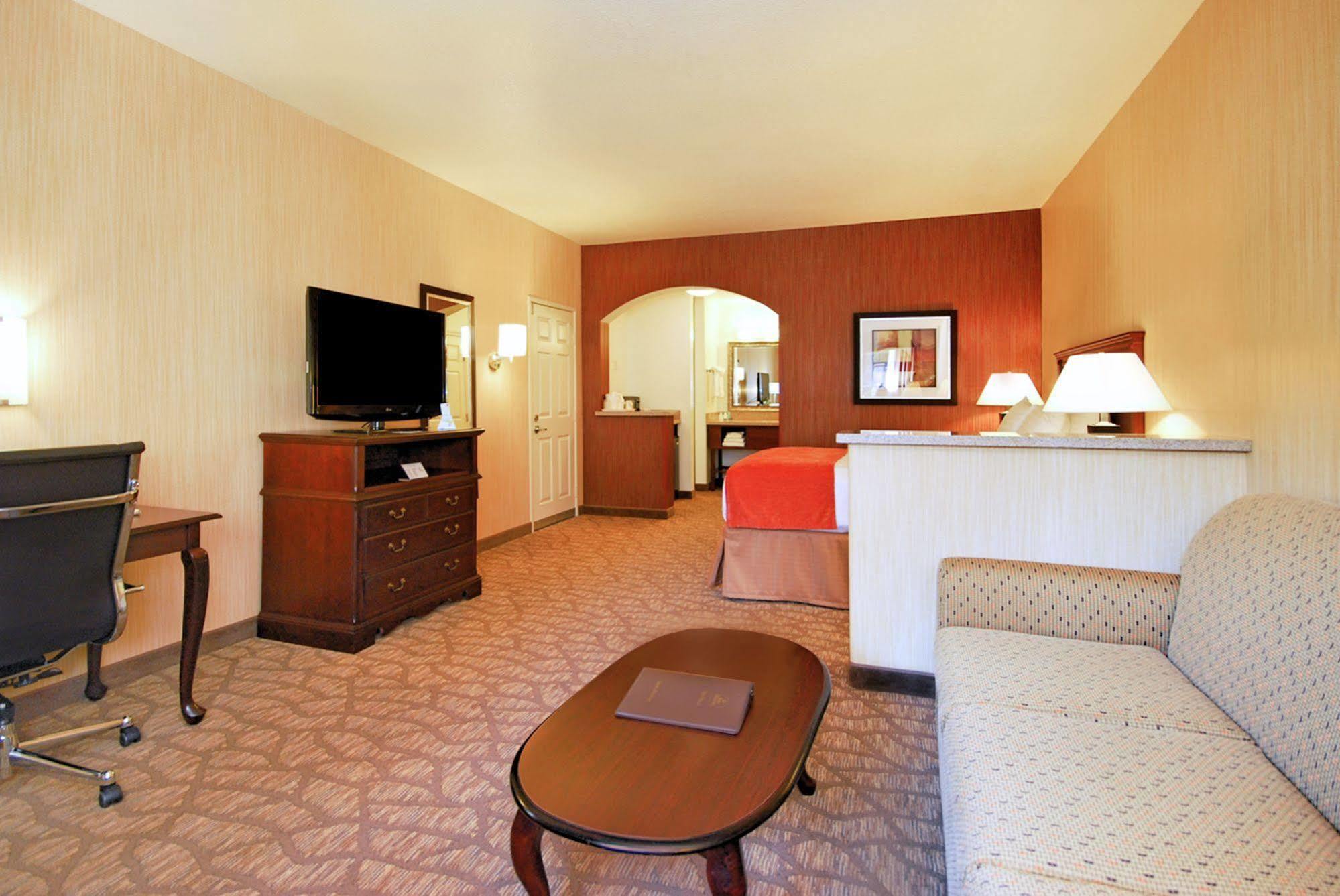 Best Western San Dimas Hotel & Suites Eksteriør billede